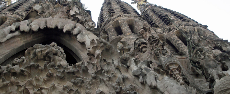 The facade of the Sagrada Familia in Barcelona, a great day out from our holiday home in Sant Feliu de Guixols